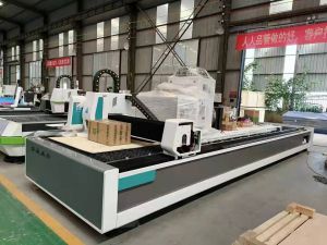 新乡原阳县超大幅面激光光纤切割机